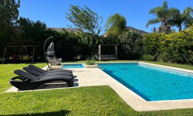 Casa en Venta La Lomada de Pilar Florida moderna