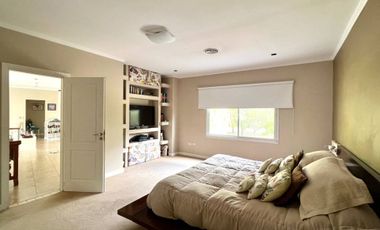 Casa en Venta La Lomada de Pilar Florida moderna