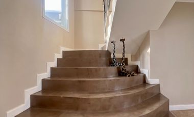 Casa en Venta La Lomada de Pilar Florida moderna