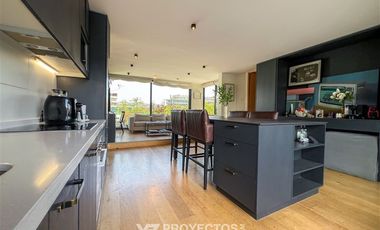 Penthouse en venta de 1 dorm. en Vitacura (Jardín del Este)