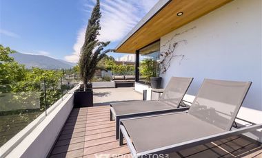 Penthouse en venta de 1 dorm. en Vitacura (Jardín del Este)