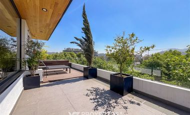 Penthouse en venta de 1 dorm. en Vitacura (Jardín del Este)