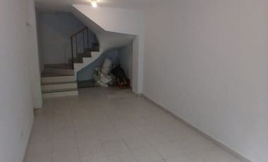 casa en arriendo en corales. Cod A7344893