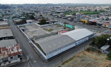 ALQUILER DE PROPIEDAD COMERCIAL AL INGRESO DE QUEVEDO
