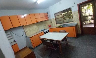 Casa 3 ambientes Lote 8.66x49