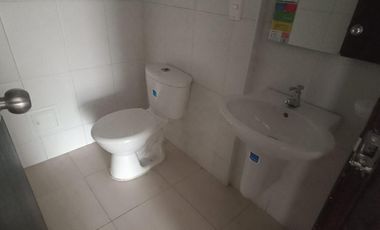 edificio en arriendo en acevedo tejada. Cod A2347