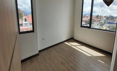 Departamento de venta en Av. 12 de Octubre – código:18339