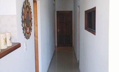 HERMOSO CHALET CON DETALLES UNICOS CASI A ESTRENAR EN EL BOSQUE DE COSTA DEL ESTE.