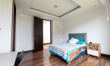 RENTO CASA CAMPESTRE DE LUJO 5 HABITACIONES - GUAYMARAL