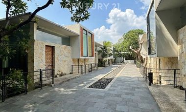 Dijual Townhouse Eksklusif  8 Rumah Di Kemang Di Bawah NJOP