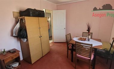 Casa en enta en la población Juan Pablo II