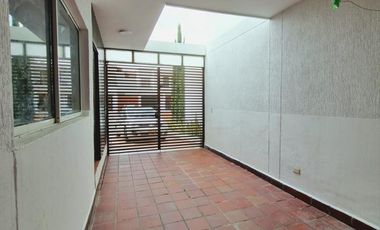 casa en venta en c.c mirador campestre. Cod V2440