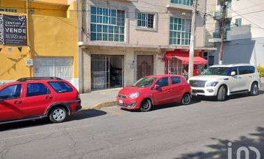 Se Renta Local Amplio en Calzada del Peñon