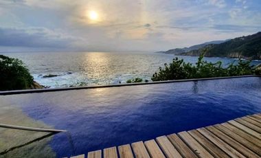 Venta y renta vacacional de casa con vista al mar en Acapulco