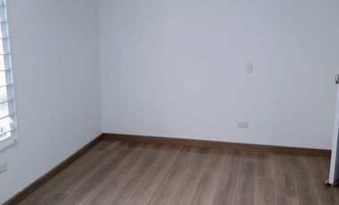 apartamento en arriendo en casa blanca. Cod A7050401