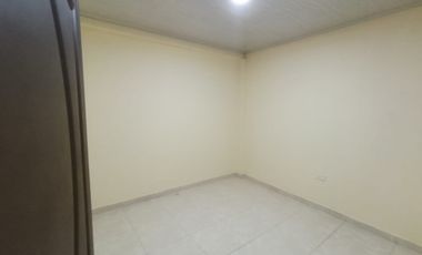 apartamento en arriendo en lomas del viento. Cod A123807