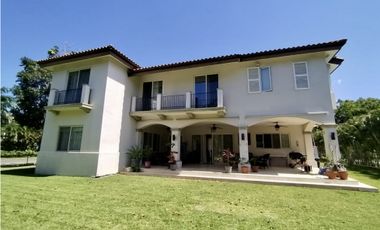 Casa Amoblada en venta en Buenaventura