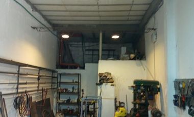 Venta galpón mas depósito y departamentos, IDEAL INVERSOR