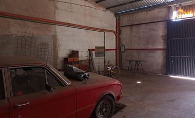 Venta galpón mas depósito y departamentos, IDEAL INVERSOR