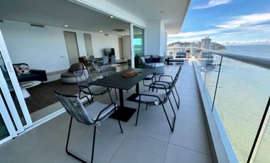 SE VENDE LUJOSO APARTAMENTO CON SALIDA AL MAR EN EL RODADERO SUR