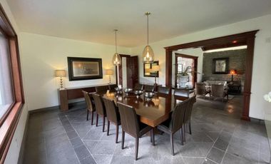Residencia de 8 salas en venta en Club de Golf San Carlos, Metepec