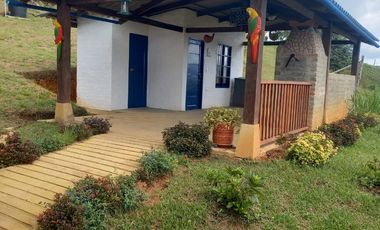 finca en arriendo en la cumbre. Cod A3048