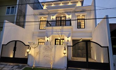 Colonial Modern Style House Siap Huni Row Lebar