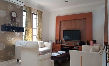 Disewakan Rumah Vermont Parkland BSD Tangerang, 3 Kamar Fully Furnish Bagus Renov Murah