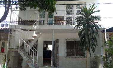 Venta de casa con 2 apartamentos en el Líbano Santa Marta
