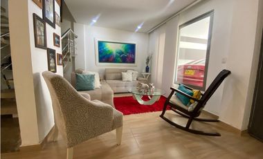 SE VENDE CASA CAMPESTRE CON 4 HABITACIONES EN SANTA MARTA