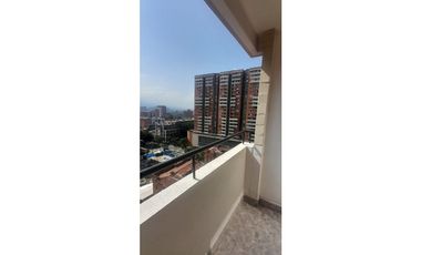 VENDO APARTAMENTO EN LOS COLORES MEDELLIN