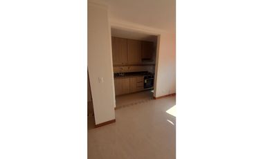 VENDO APARTAMENTO EN LOS COLORES MEDELLIN