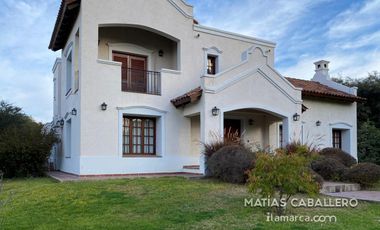 El bosque Colonial con un parque increíble