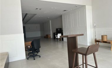 LOCAL EN PARQUE LEFEVRE / VIA ESPAÑA 398mt2