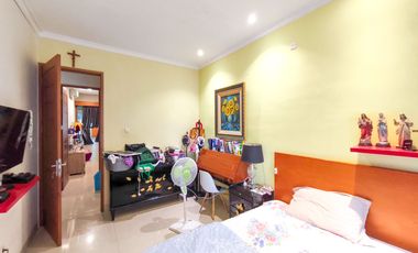 Rumah LT 164 SHM 7 Menit ke Living Plaza Ciputat Dibantu KPR J-40020