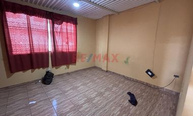 Venta Casa En Huanchaco A Precio De Terreno