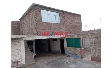 Venta Casa En Huanchaco A Precio De Terreno