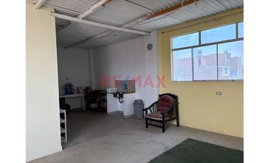 Venta Casa En Huanchaco A Precio De Terreno