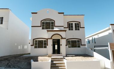 SE VENDE CASA (MODELO AGUILA) COLINAS DEL SAUZAL