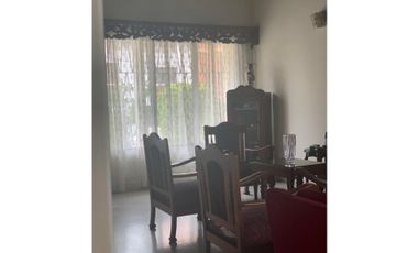 SE VENDE CASA EN SIMON BOLIVAR- LAURELES