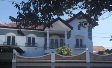 Rumah disewakan di RW 02, Lakarsantri, Lakarsantri, Surabaya, Jawa Timur