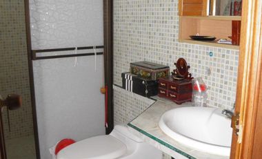 casa en venta en los acacios. Cod V14017