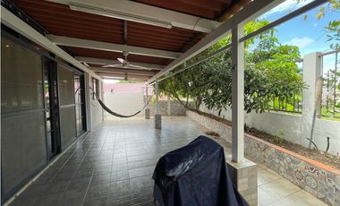 Se Vende Casa de 396 Mts2 en Costa Verde de La Chorrera (H)