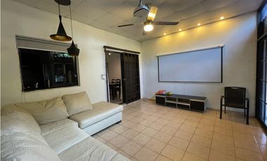 Se Vende Casa de 396 Mts2 en Costa Verde de La Chorrera (H)