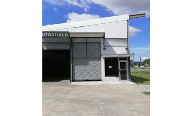 Alquilo ofibodega en Costa del Este