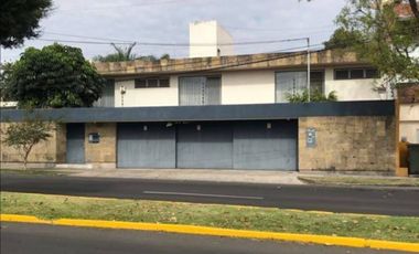 Casa en Venta en Ciudad del Sol con uso de suelo mixto
