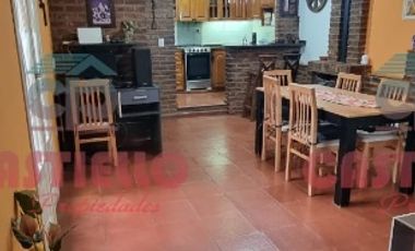 Casa en venta en Lanus Oeste