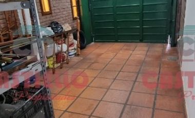 Casa en venta en Lanus Oeste