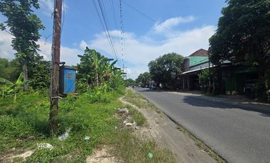 Dijual Tanah Kavling Raya Kampung Baru Warujareng  Tanjunganom Nganjuk