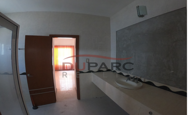 Edificio en Venta calle 28, Col. Centro. Carmen, Campeche